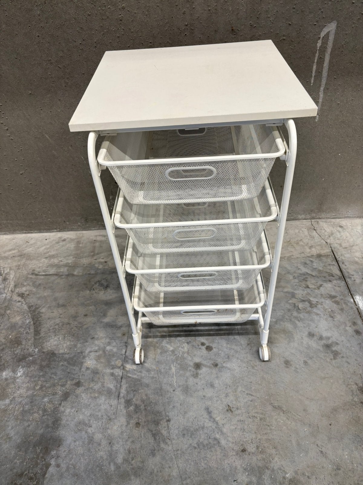 Ikea badkamer ladenrek, Ophalen, Zo goed als nieuw