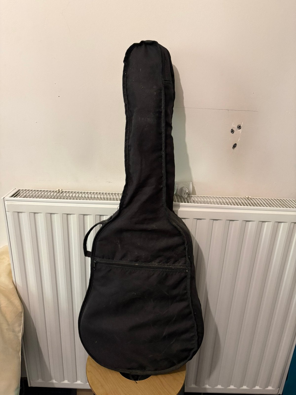 Guitare, Muziek en Instrumenten, Behuizingen en Koffers, Ophalen, Gebruikt, Akoestische gitaar