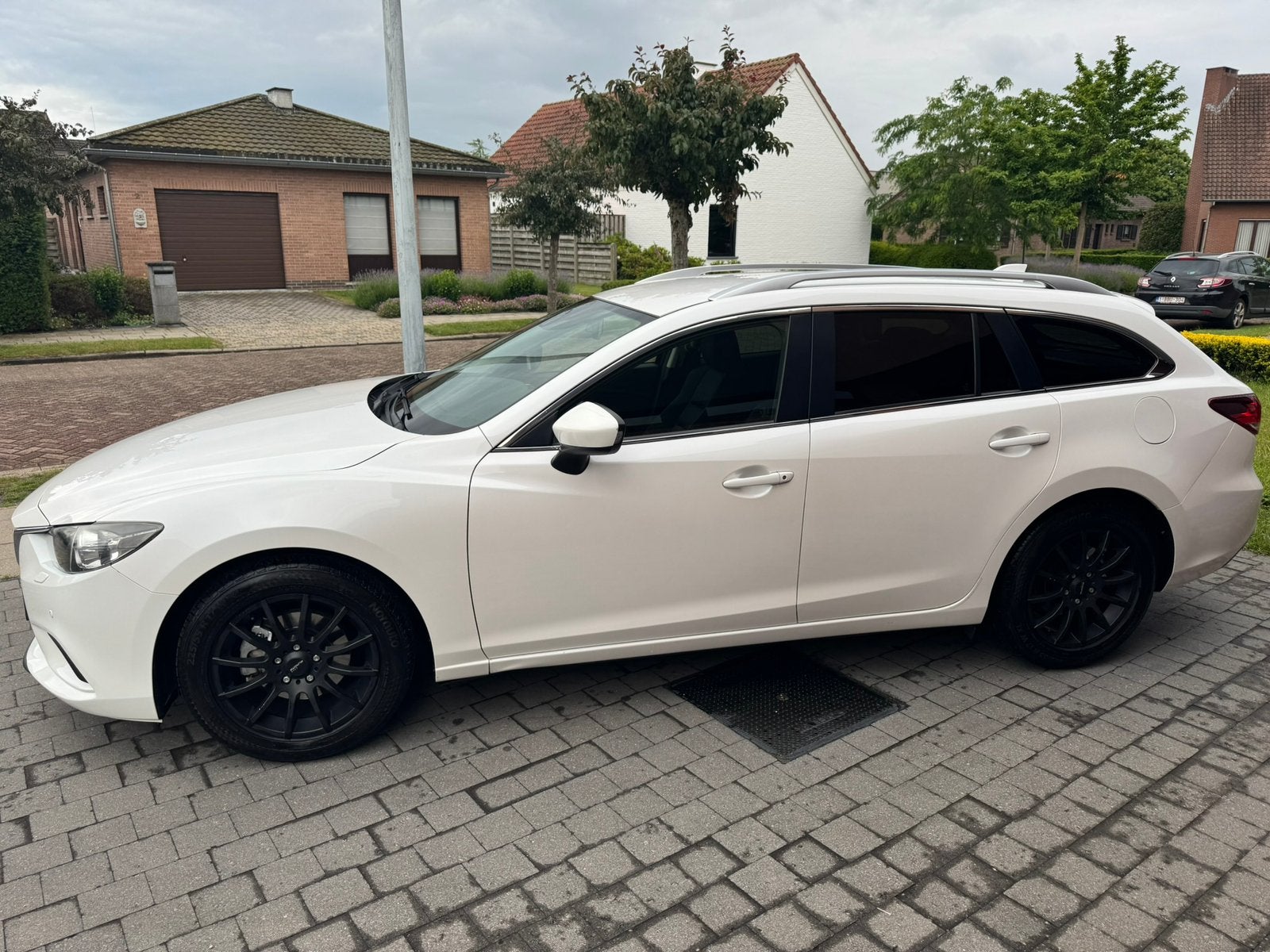 Mazda 6. 2.0 benzine, Auto's, Voorwielaandrijving, Stof, 139 g/km, Zwart