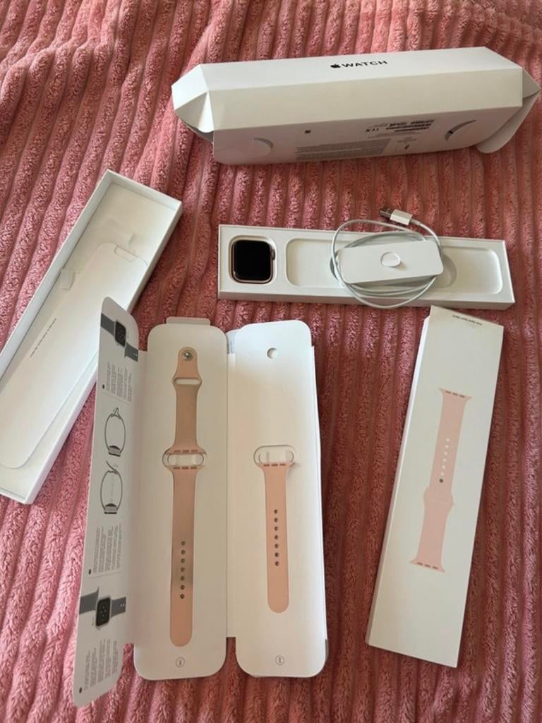 Apple Watch SE Gold aluminium/Pink, Ophalen of Verzenden, Nieuw