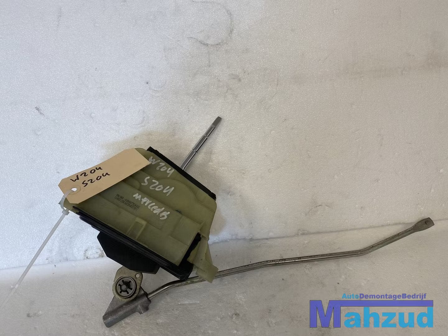 MERCEDES C KLASSE W204 S204 Automaat selectiehendel A2042677, Auto-onderdelen, Gebruikt, Mercedes-Benz AG, Mercedes-Benz, Mercedesstrasse 120
70372  Stuttgart, DE