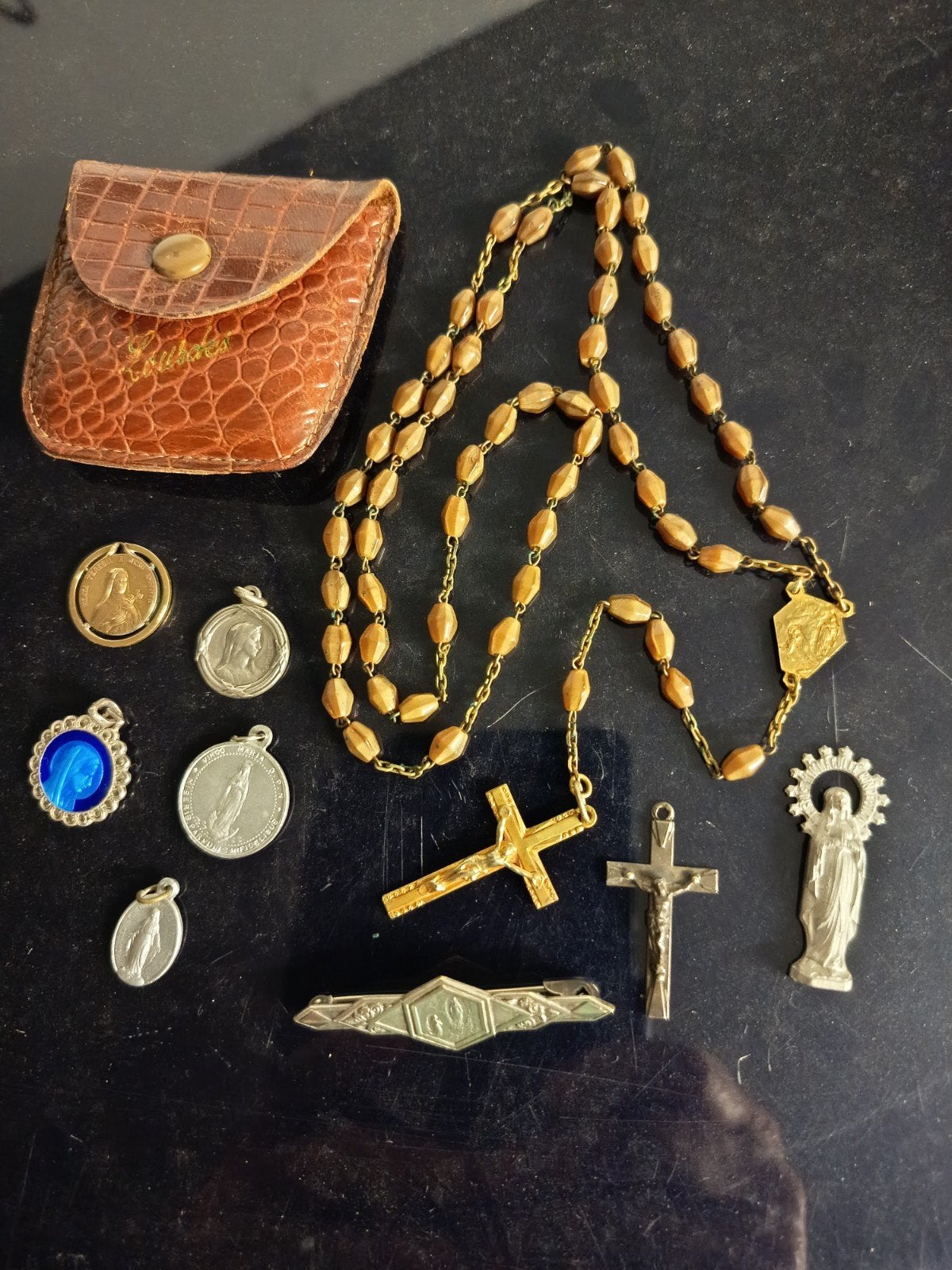 Religieux, Envoi