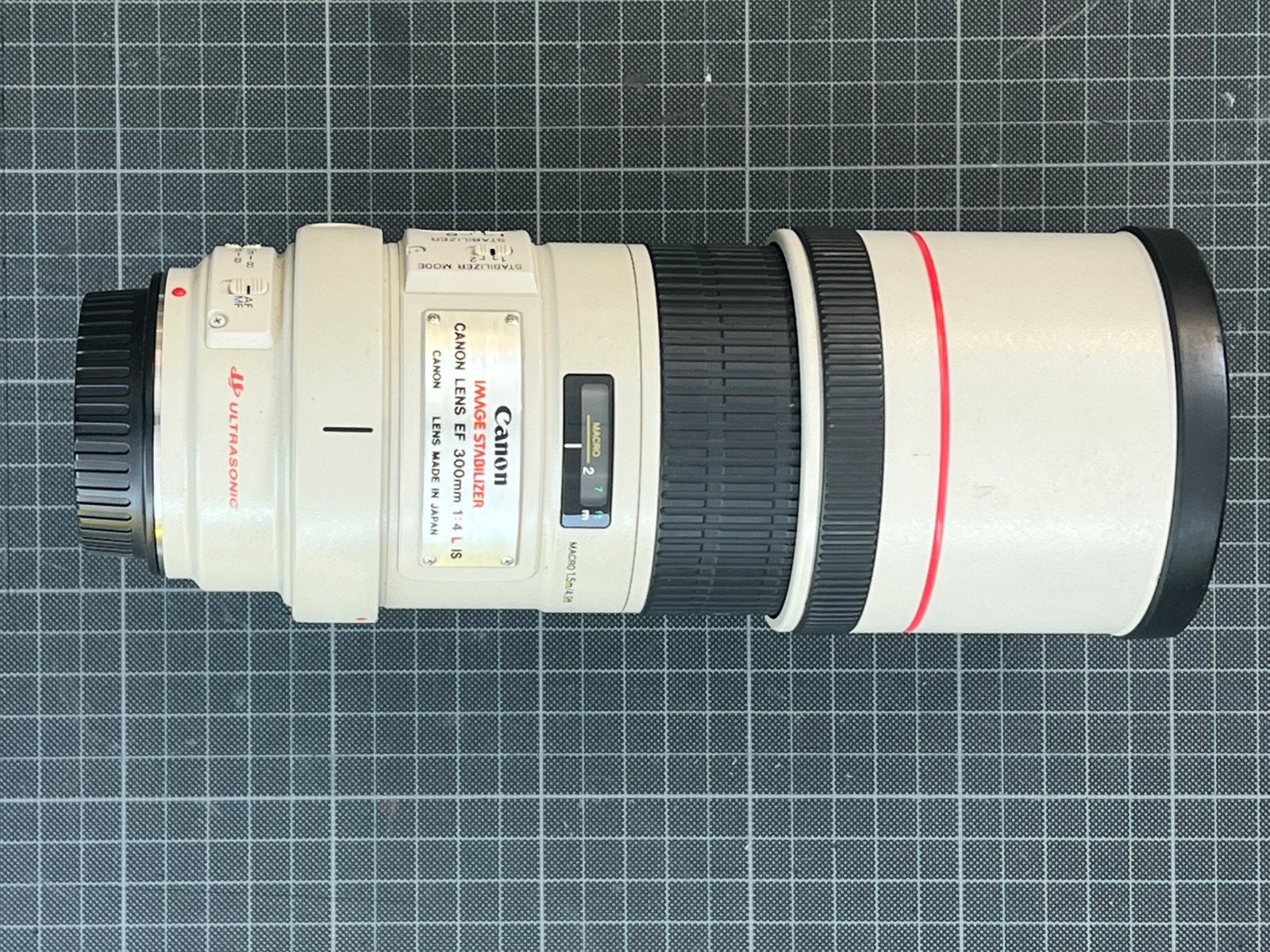 Canon EF 300mm f/4L IS USM, Gebruikt, Canon, Zonnekap, 300 mm