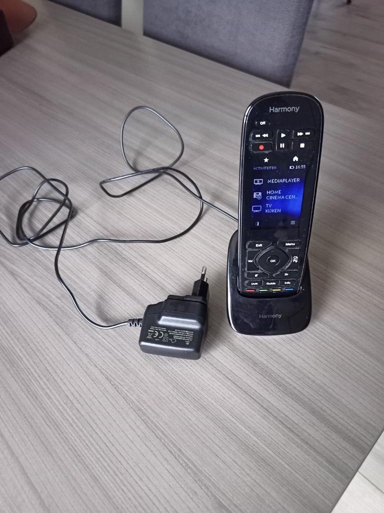 Logitech Harmony Ultimate One, Enlèvement, TV