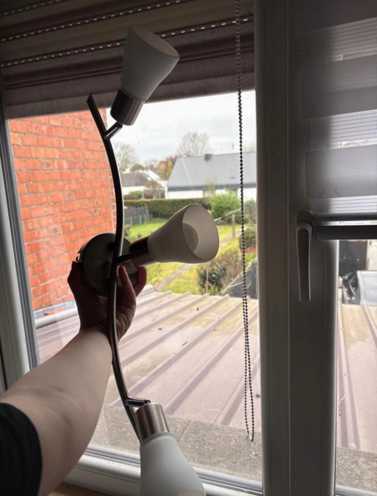 Een lamp, Ophalen, Zo goed als nieuw