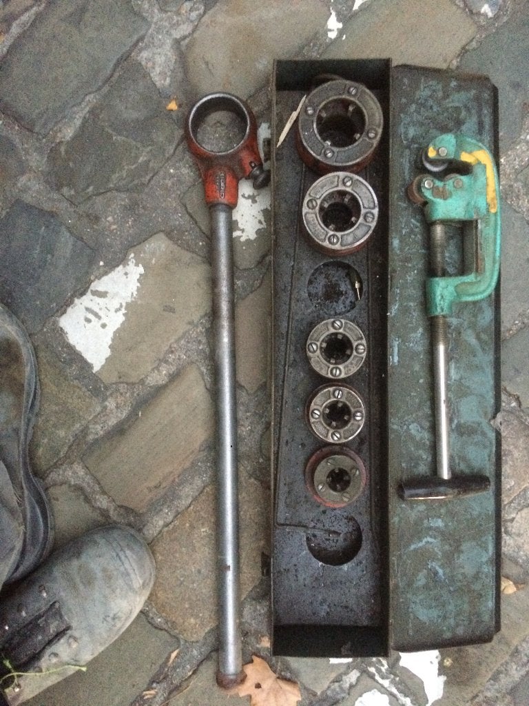 ridgid pijpdraadsnijset met pijpsnijder/statief SPOTPRIJS!!!, Ophalen, Gebruikt, Snijgereedschap, Ridgid