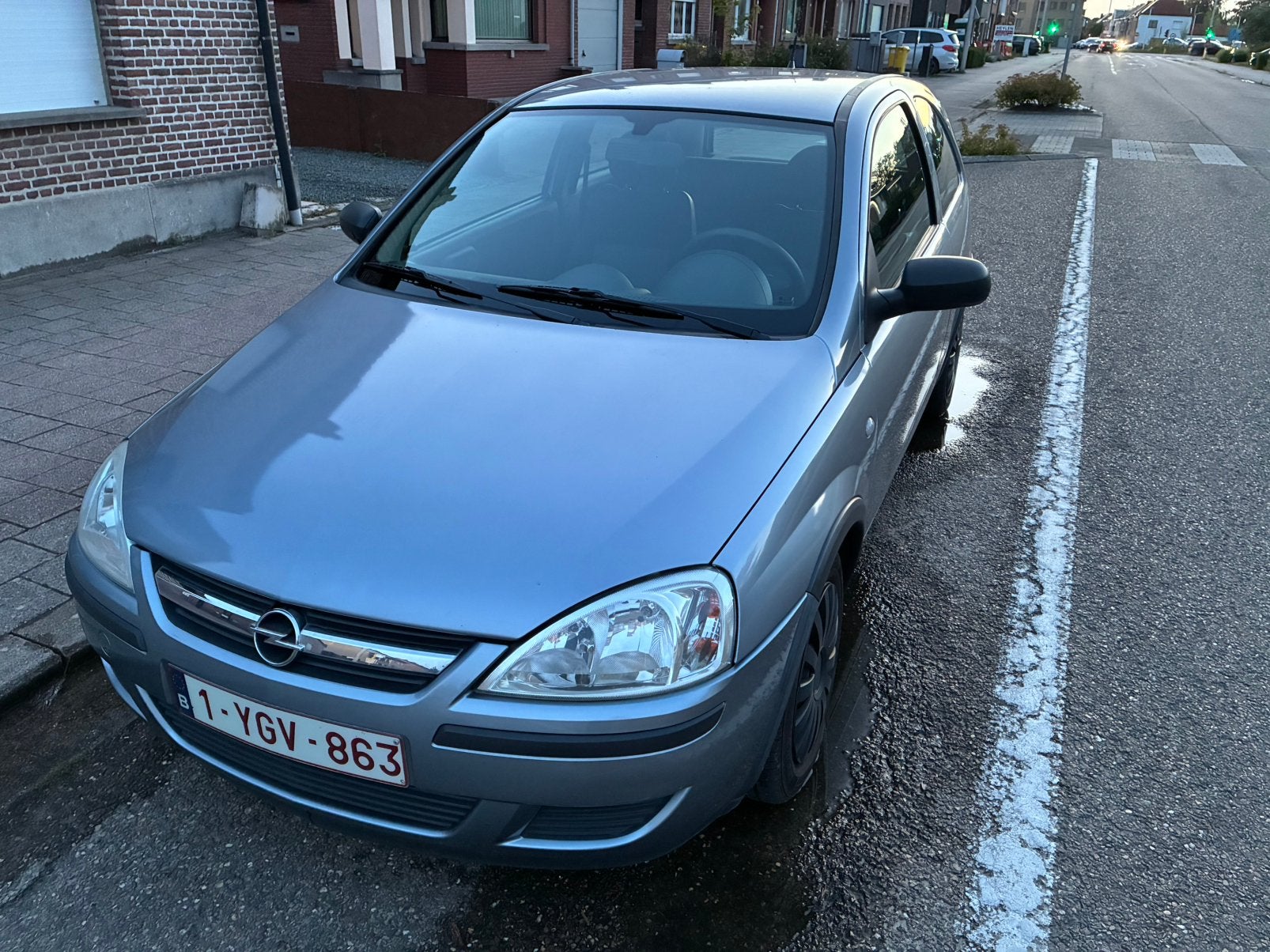 Opel corsa 2006 - 85000km - Ideale startersauto, Auto's, Voorwielaandrijving, Stof, Handgeschakeld, Grijs