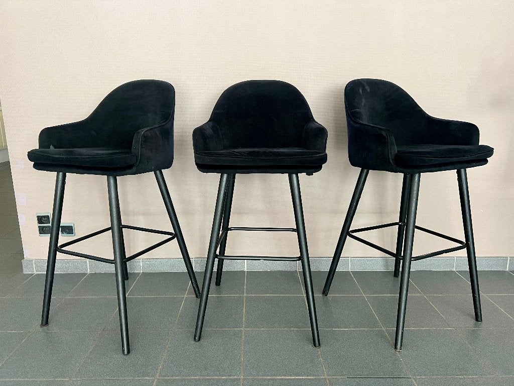 3 hoge zwarte stoelen, Ophalen, Gebruikt, 60 tot 90 cm, 3 krukken