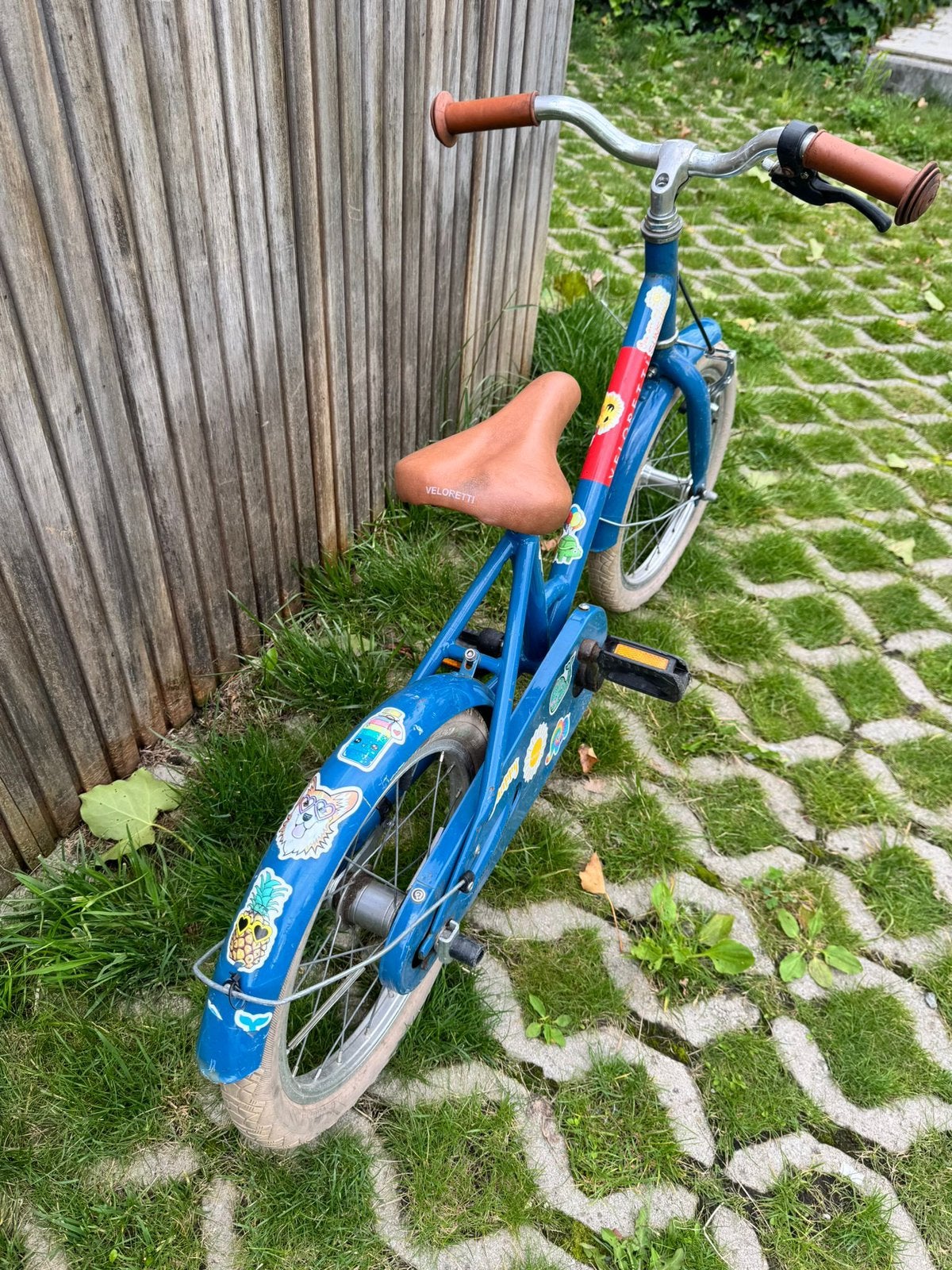 Veloretti kinderfiets, Fietsen en Brommers, Ophalen, Gebruikt, Terugtraprem, Minder dan 16 inch