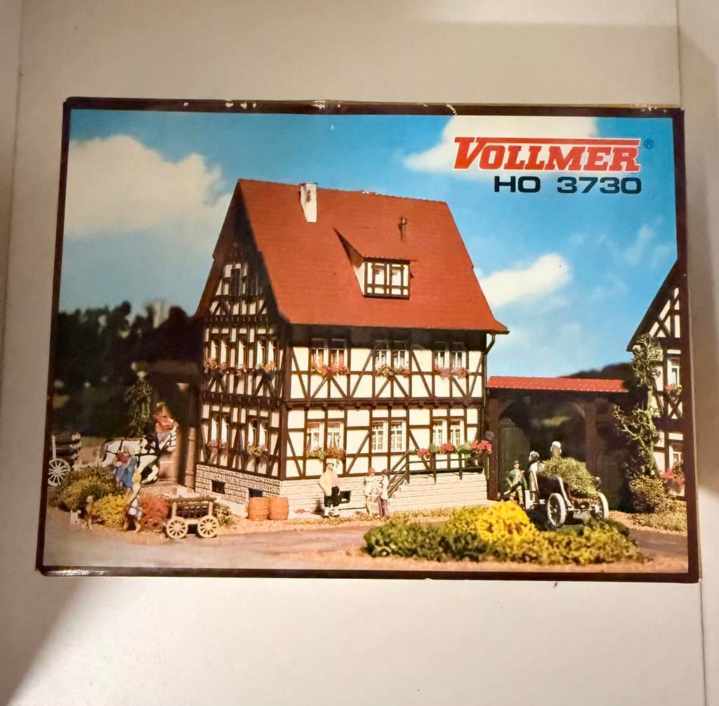 4 Vollmers HO huisjes 3734-3750-3651-3730, Ophalen of Verzenden, Zo goed als nieuw, Brug, Tunnel of Gebouw, Overige merken