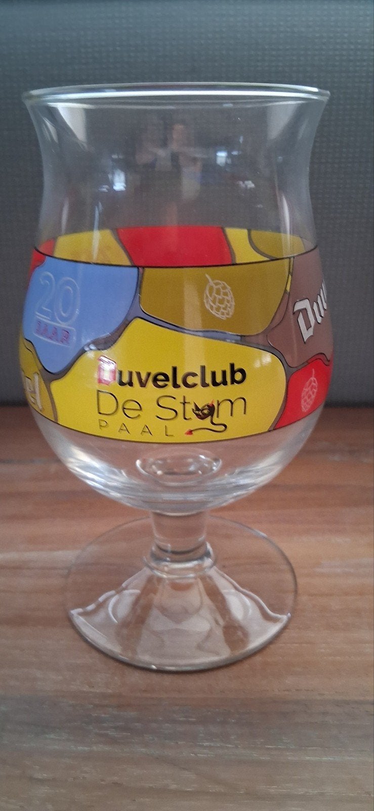 Duvel de stam 20 jaar, Ophalen