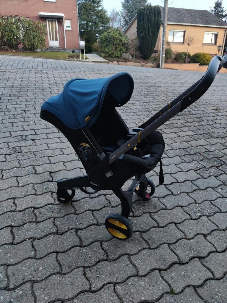 Doona avec 2 bases ISOFIX, Enfants & Bébés