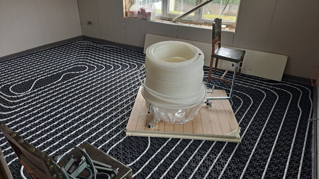 Vloerverwarmingsisolatie en buis, Doe-het-zelf en Bouw, Verwarming en Radiatoren, Ophalen, Nieuw, Overige typen, Hoog rendement (Hr)