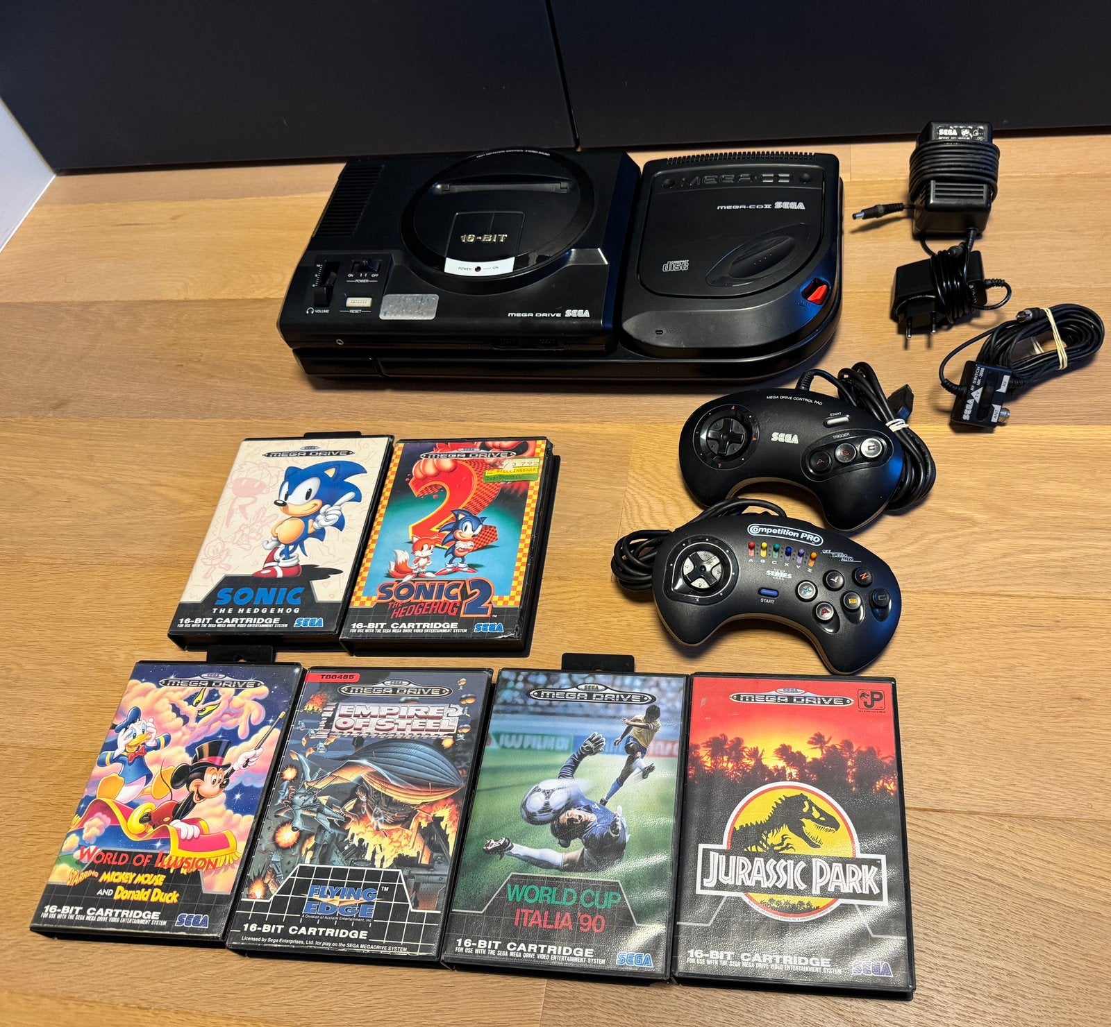 Sega mega drive + mega cd2, Consoles de jeu & Jeux vidéo, Consoles de jeu | Sega, Enlèvement, Utilisé, Mega Drive