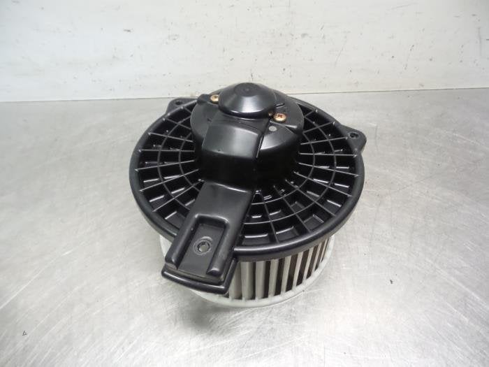 Moteur de ventilation chauffage d'un Mazda 2 (2 03-), -, 3 mois de garantie, Mazda, Utilisé