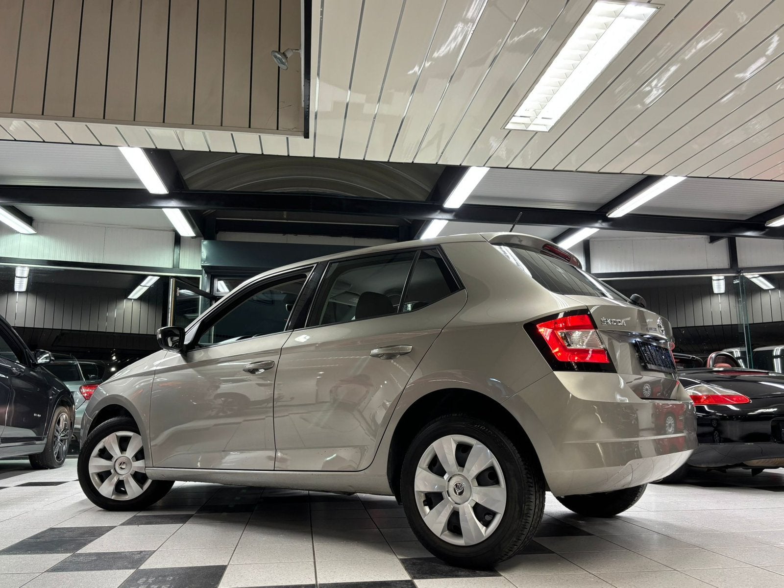 Skoda Fabia 1.0i benzine 2018 Euro6b *55.000 km*, Auto's, Stof, Euro 6, Electronic Stability Program (ESP), Beige