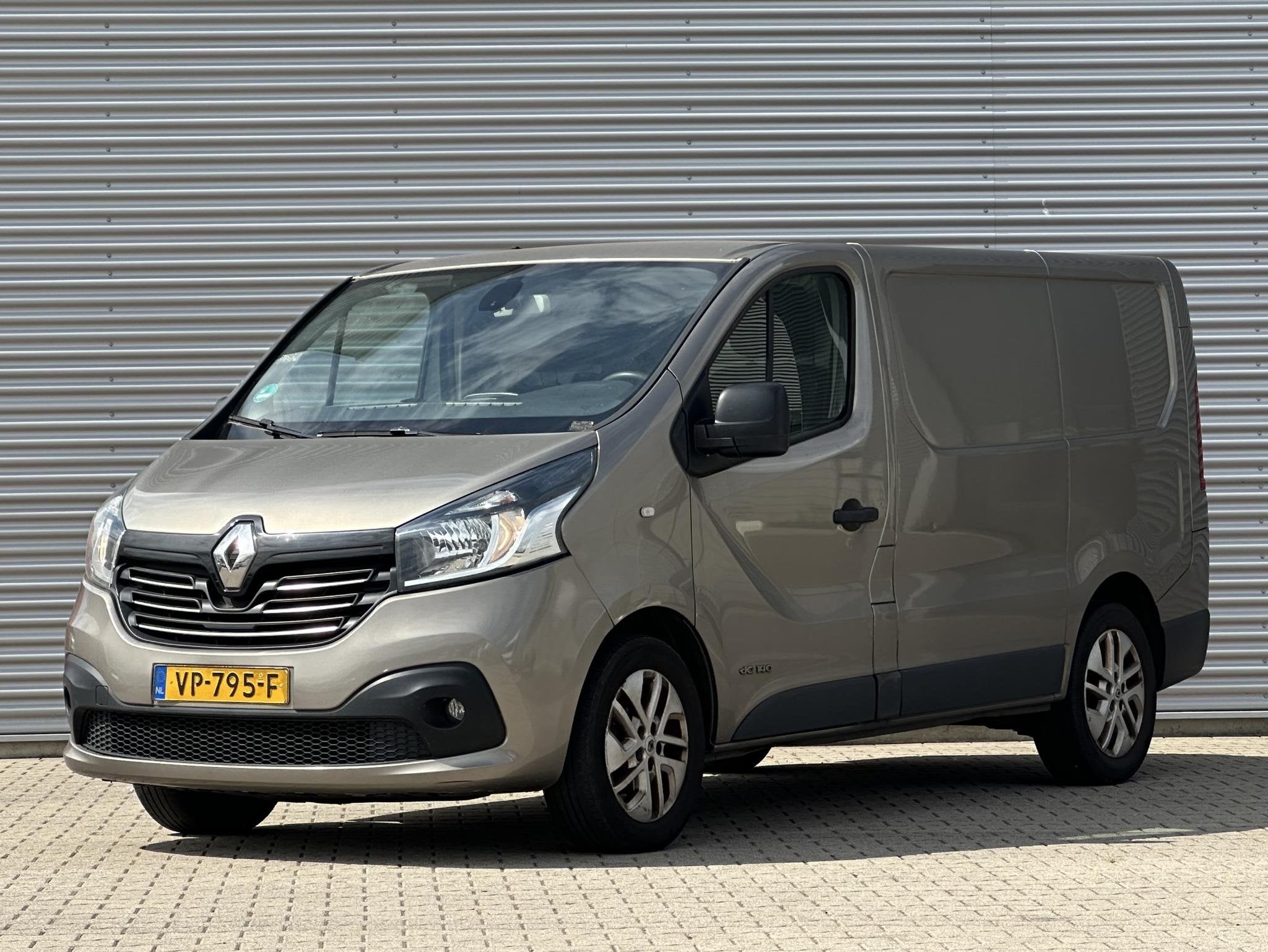 Renault Trafic 1.6 dCi T29 L1H1 140pk Trekhaak|Navi|Cruise, Euro 5, Achat, 170 g/km, Entreprise