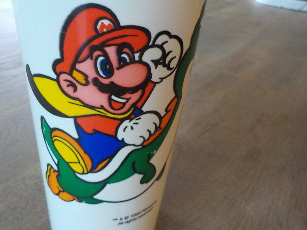 Vintage 1993 BP Nintend Super Mario World drinkfles, Games en Spelcomputers, Ophalen of Verzenden, Gebruikt