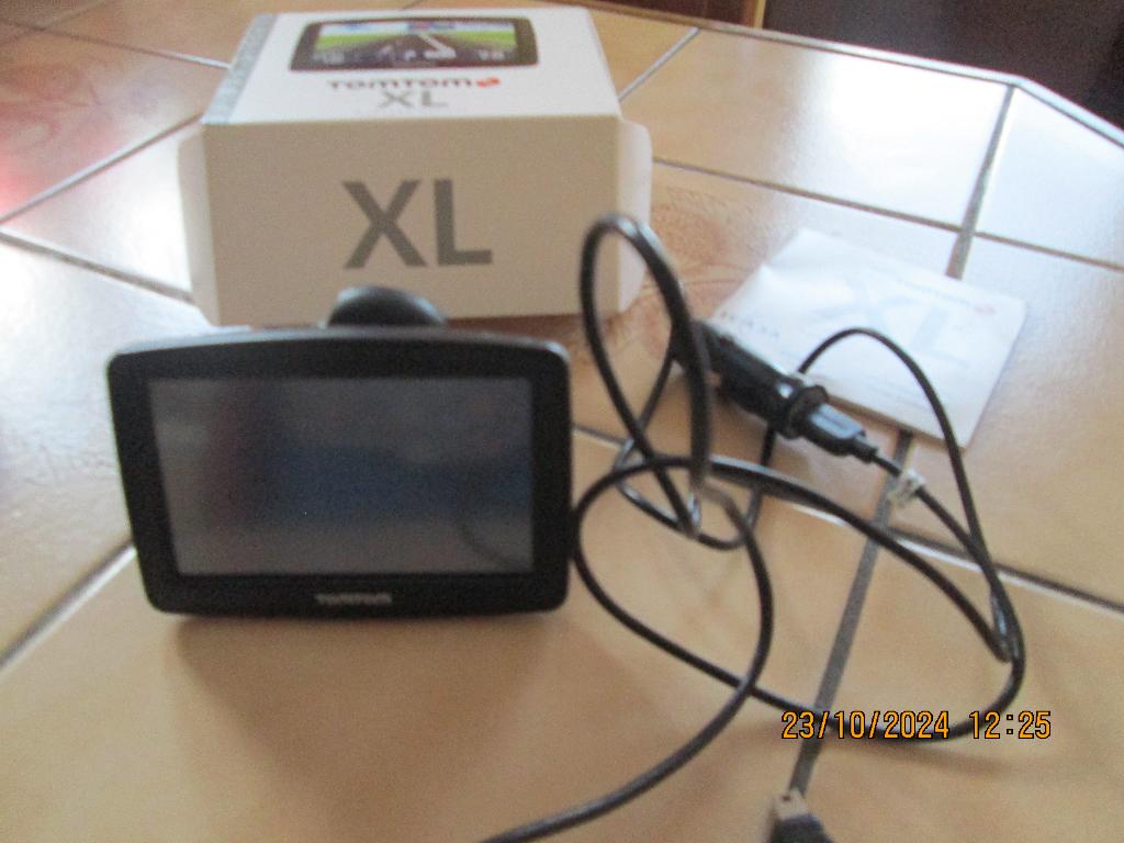 GPS TomTom XL, Autos : Divers, Navigation de voiture, Enlèvement, Comme neuf