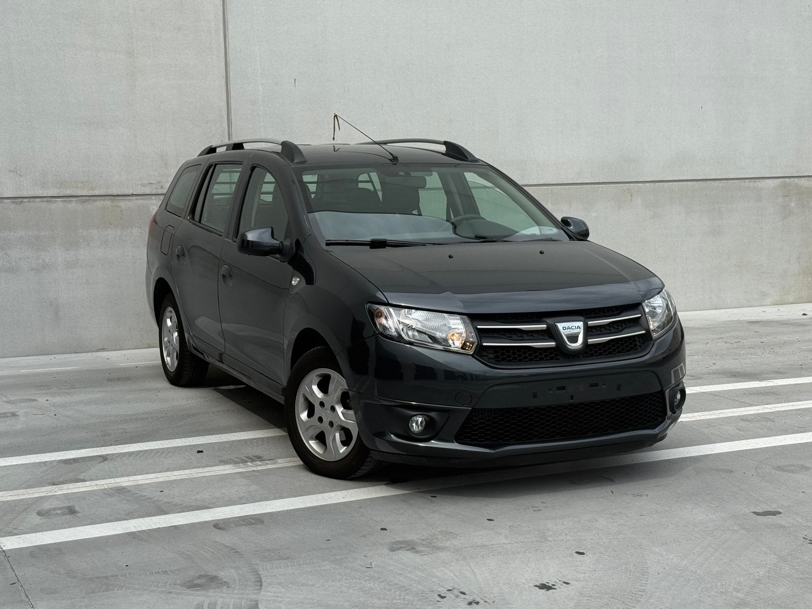 Dacia Logan MCV 0.9i 2016 042.000 km Airco 5pl. Manueel, Auto's, Dacia, Euro 6, Logan, Bedrijf, Electronic Stability Program (ESP)