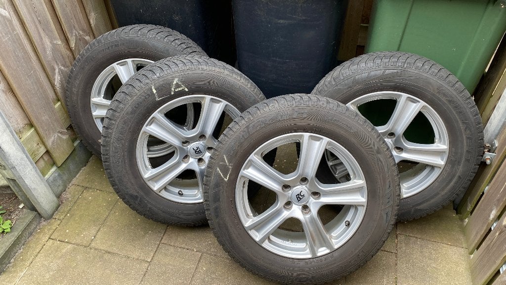 Mazda CX5 winterbanden+velgen 225/65 R17, Auto-onderdelen, Banden en Velgen, Ophalen, Gebruikt, Velg(en), 17 inch