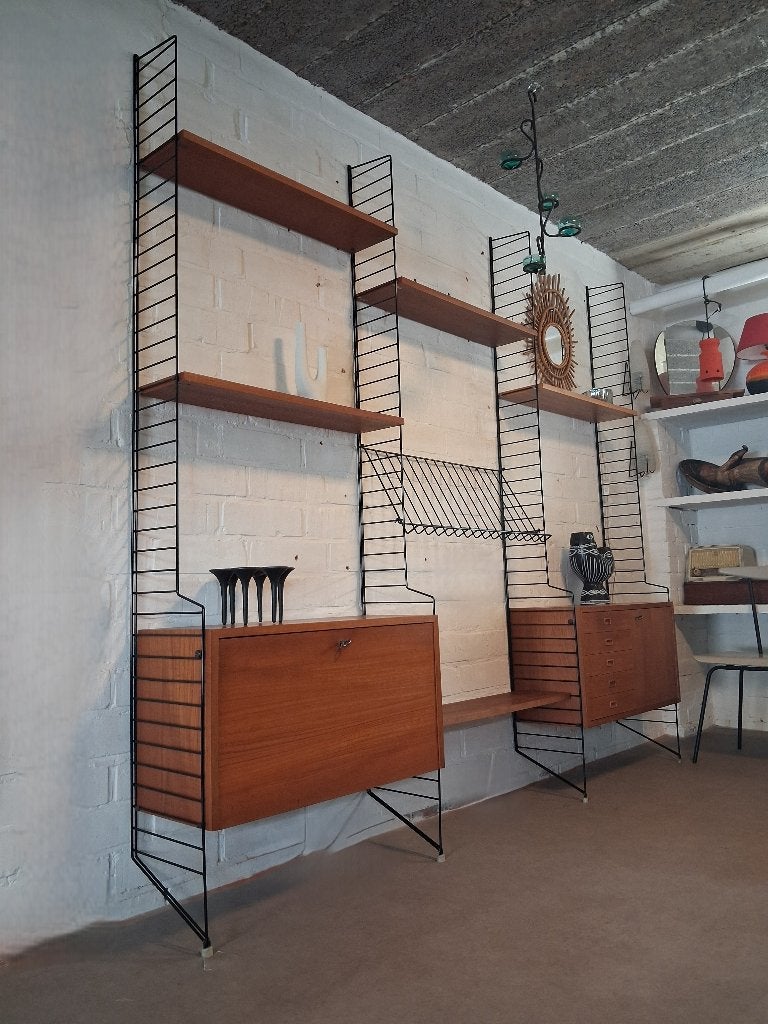 Jaren 60 Nisse String retro wandmeubel, teak, 25 à 50 cm, 200 à 250 cm, Enlèvement, Utilisé