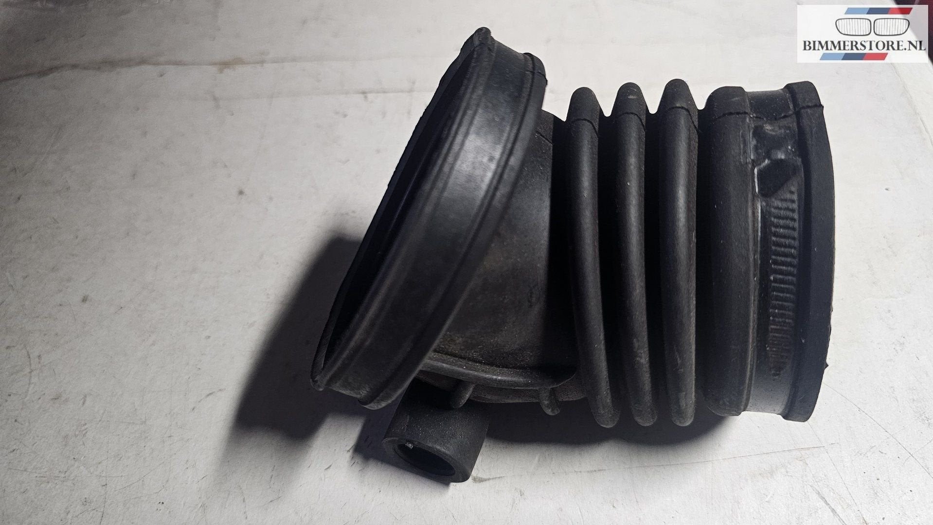Luchtinlaat Aanzuigbuis luchtfilter M52 ASC+T BMW 3 serie E3, -, Origine de la pièce connue, Utilisé, -