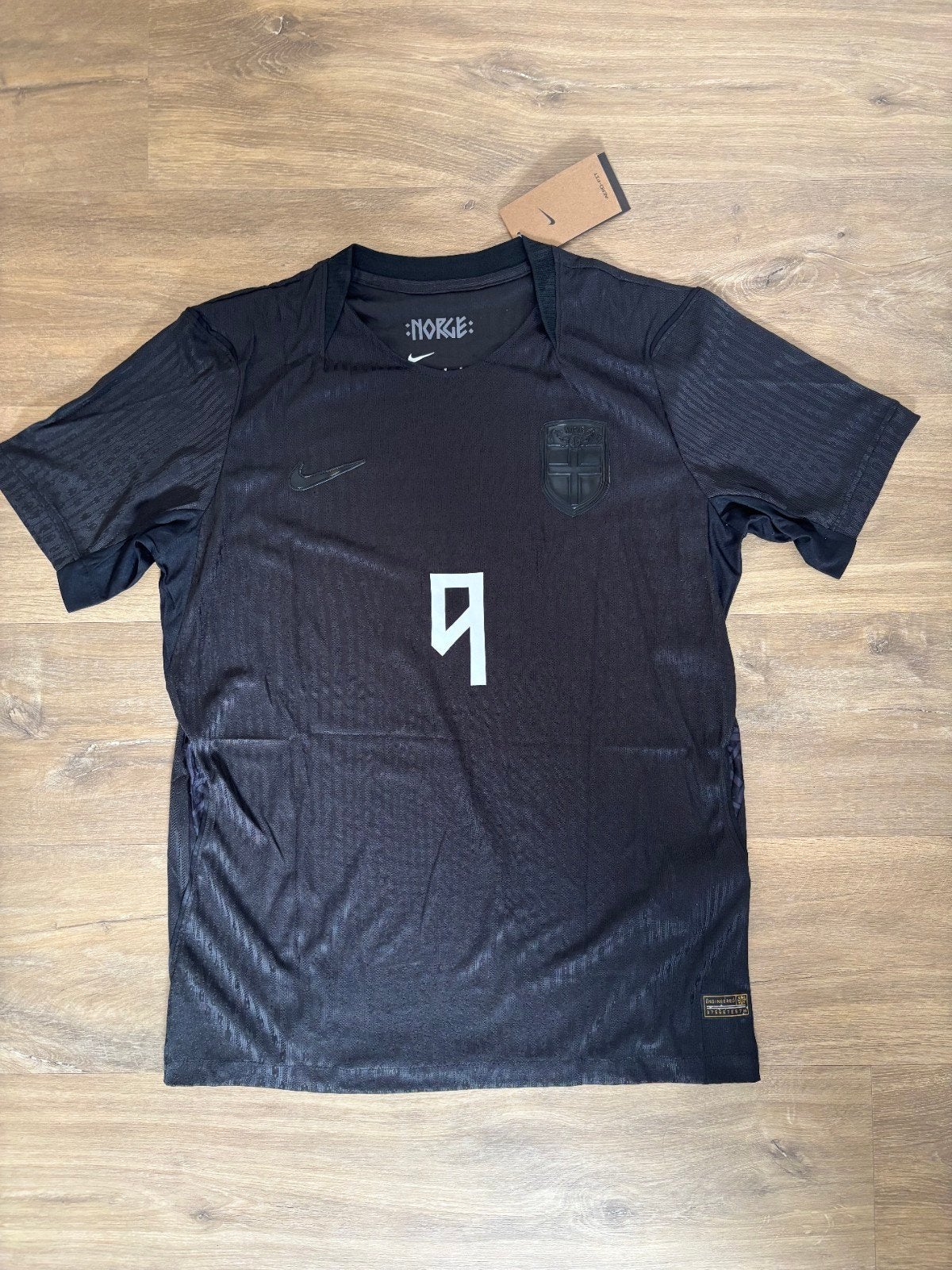 Braut Haaland | Noorwegen Uittenue WK 2026, Kleding | Heren, T-shirts, Ophalen, Maat 48/50 (M)