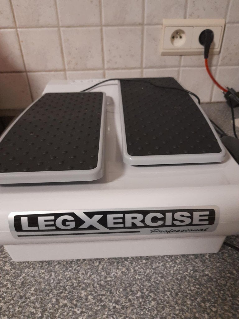 Legxersice Professional Electrische spiersimulator, Sport en Fitness, Massageproducten, Ophalen of Verzenden, Zo goed als nieuw