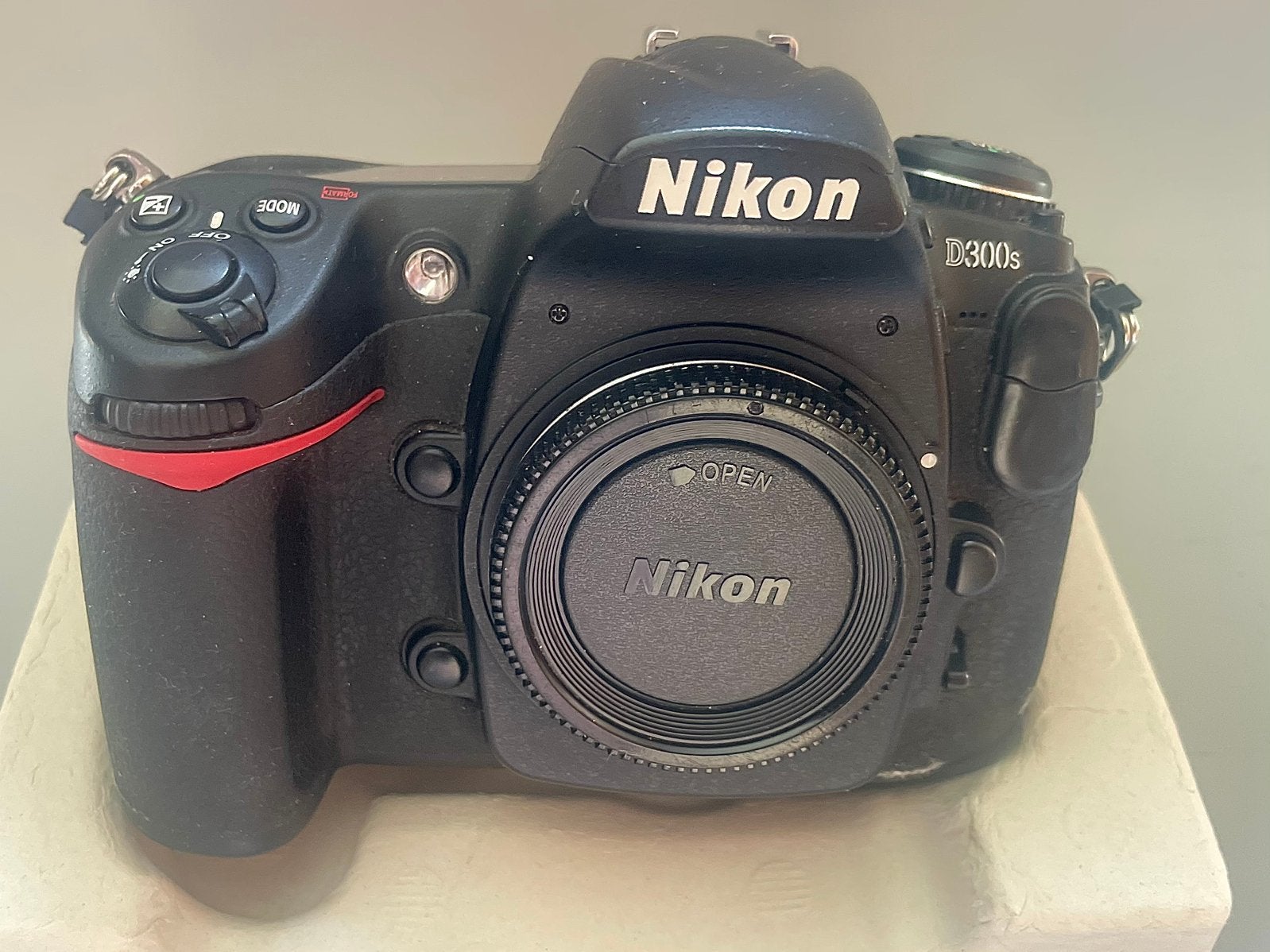 Nikon D300s body, Ophalen, Spiegelreflex, Accu, Zo goed als nieuw