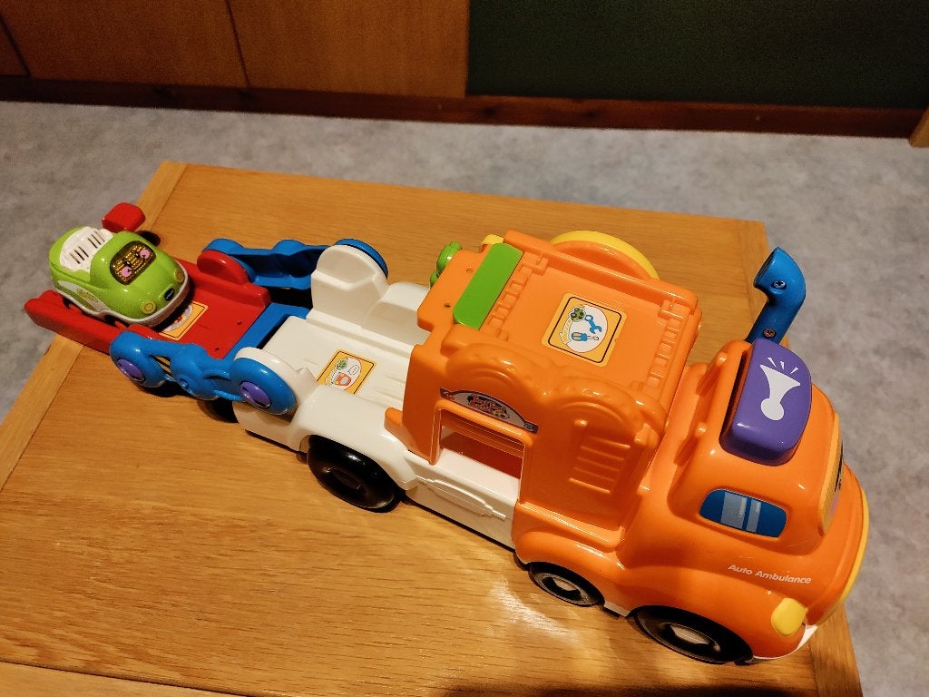 Vtech Toet Toet auto’s - auto ambulance, Enlèvement ou Envoi, Comme neuf, 6 mois à 2 ans
