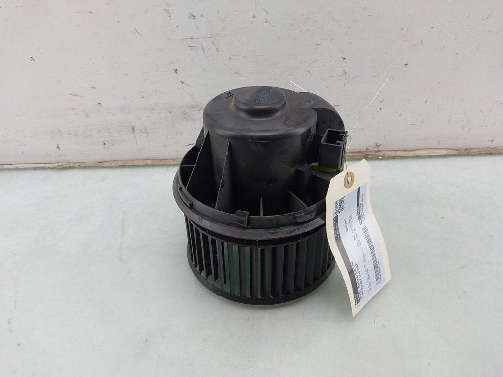VENTILATEUR RADIATEUR MOTEUR Ford Galaxy (WA6), Autos : Pièces & Accessoires, Henry-Ford-Straße  1
50735  Köln, DE, Ford-Werke GmbH