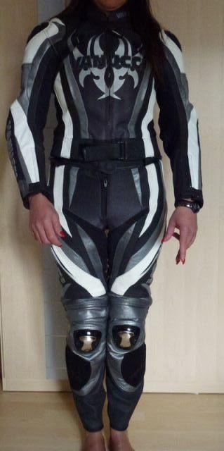 Superbe combi deux pièces en cuir femme VANUCCI Taille 36, Motos, Enlèvement ou Envoi, Femmes, Vanucci, Combinaison