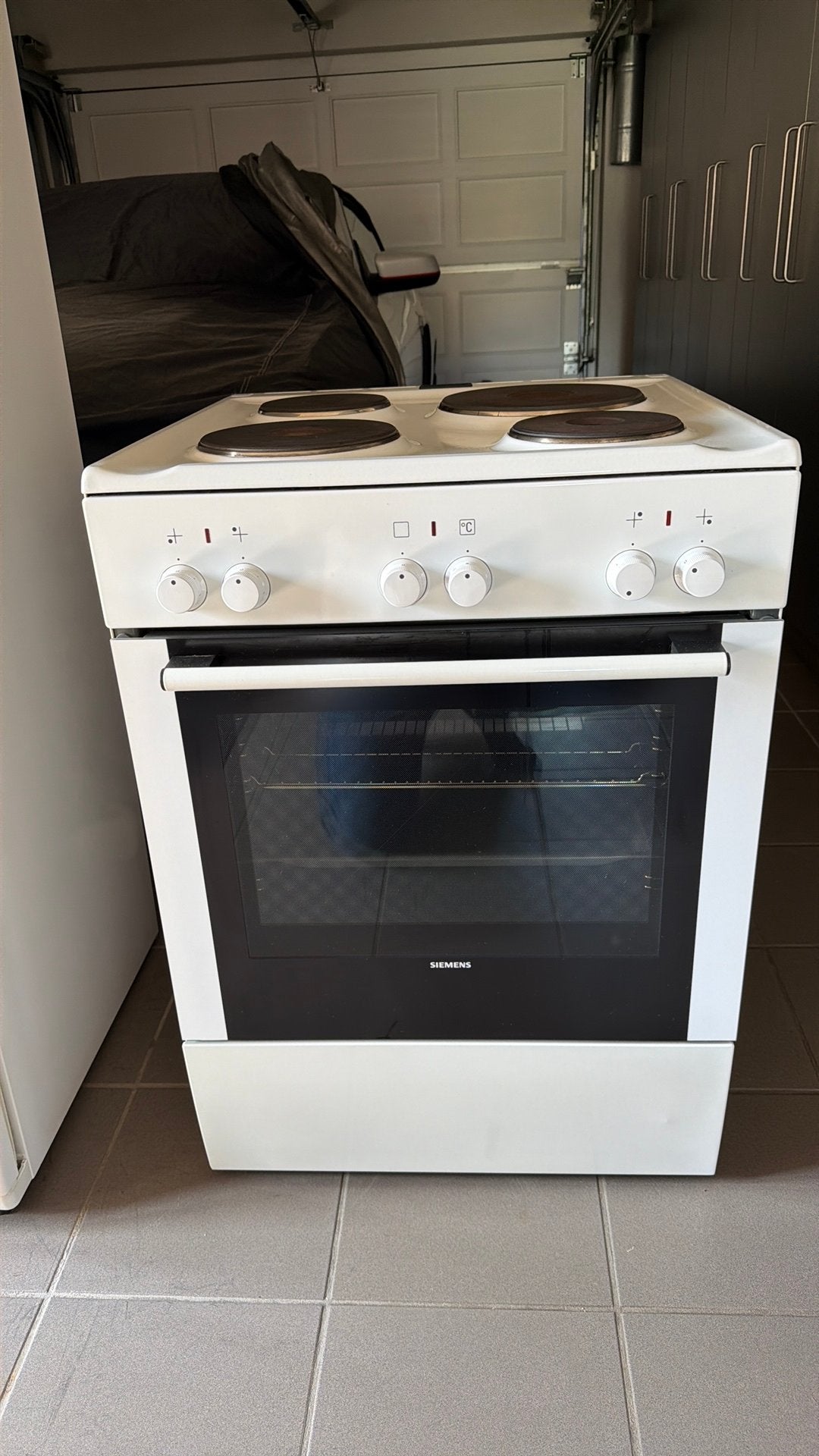 Siemens kookplaat met 4 kookpl en oven kan op 220 of 380 v, Elektronische apparatuur, Fornuizen, Ophalen, Gebruikt, Grill, 4 kookzones