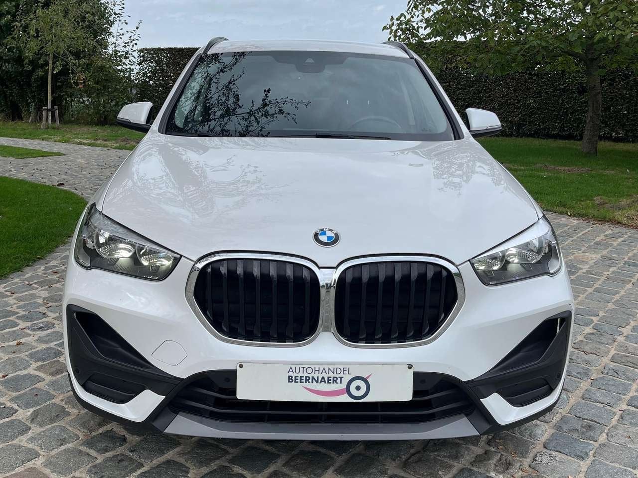 BMW X1 1.5i sDrive18 OPF/1eignr/Carplay/Leder/Camera/Navi/C, Autos, Achat, 129 g/km, Entreprise, 5 portes