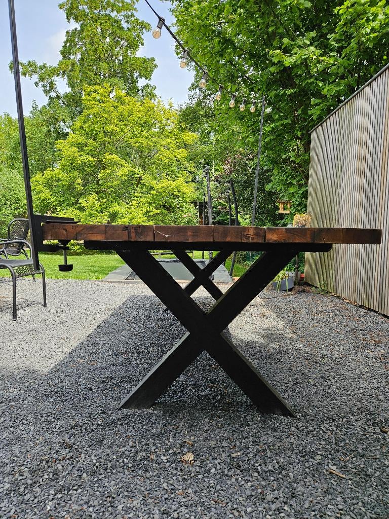 Massief houten tuintafel incl Light My Table Lamp, Ophalen, Zo goed als nieuw, Rechthoekig, Hout
