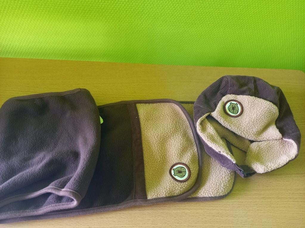 bonnet et écharpe pour bébé. Nouveau, Enfants & Bébés, Vêtements de bébé | Bonnets, Écharpes & Moufles, Enlèvement ou Envoi, Neuf