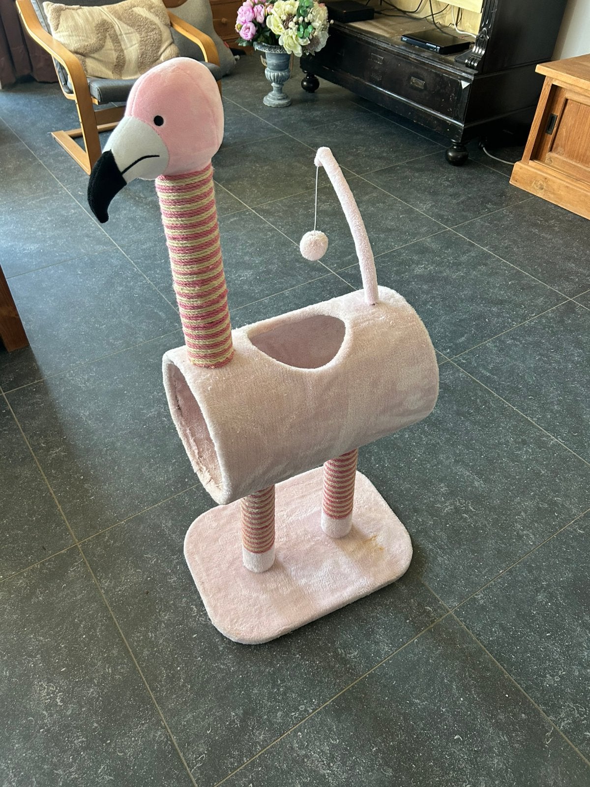 Arbre à chat Pink Flamingo et tunnel pour chats, Animaux & Accessoires, Enlèvement, Comme neuf, Griffoir