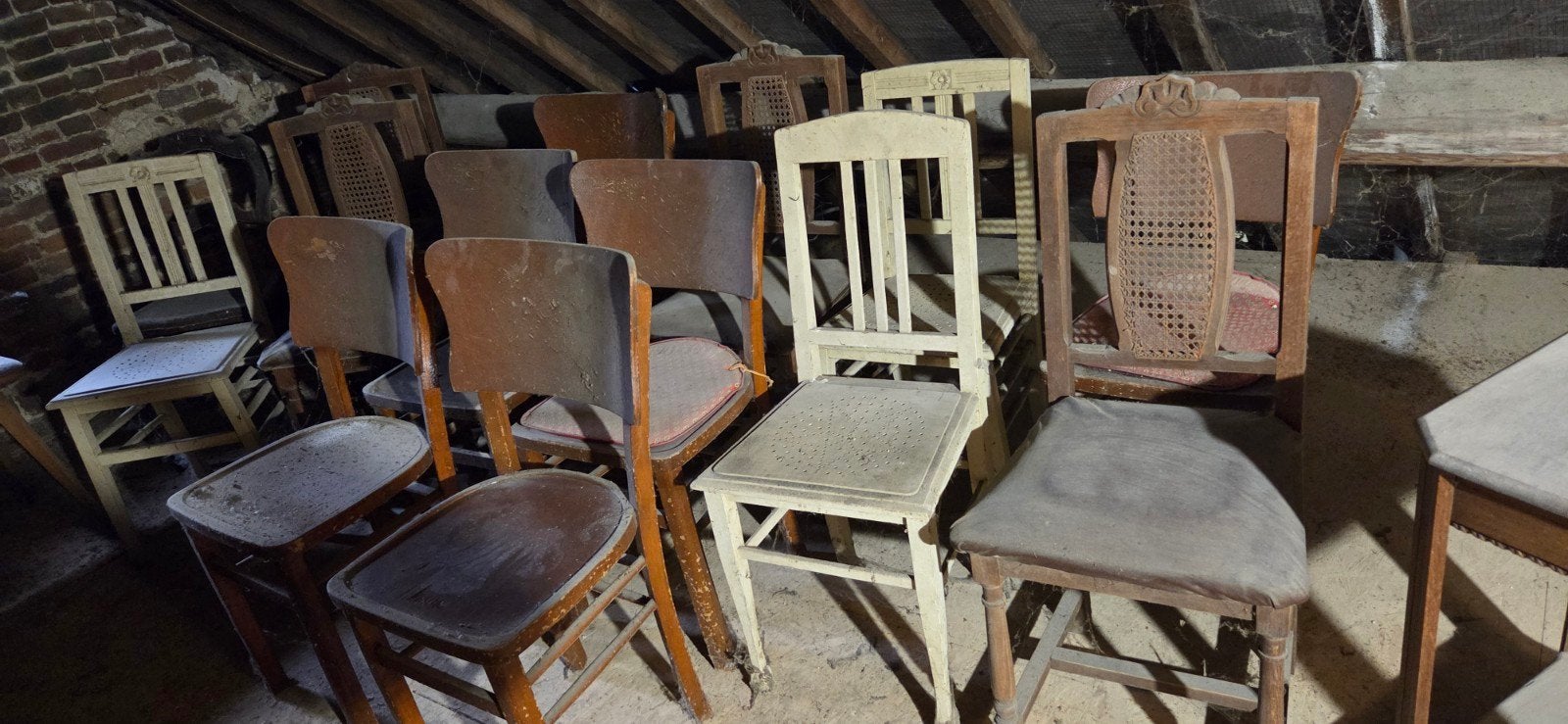 Lot de chaises anciennes, Enlèvement