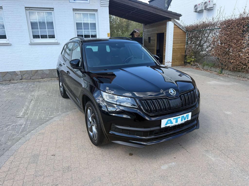 Skoda Kodiaq Kodiaq 1.5 TSI ACT Sportline DSG (EU6AP)/Pano d, Auto's, Skoda, 4 cilinders, Zwart, Leder, 5 zetels