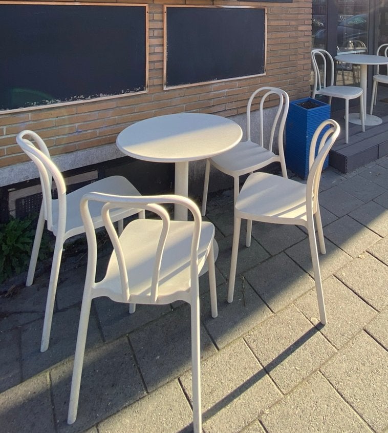 Ensemble SKLUM – 5 tables rondes +10 chaises – Tapioca Beige, Enlèvement, Utilisé