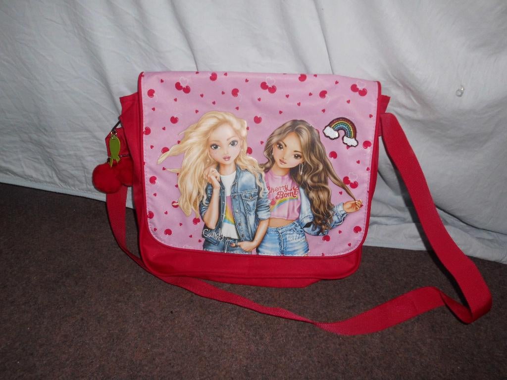 tas topmodel, Ophalen, Nieuw