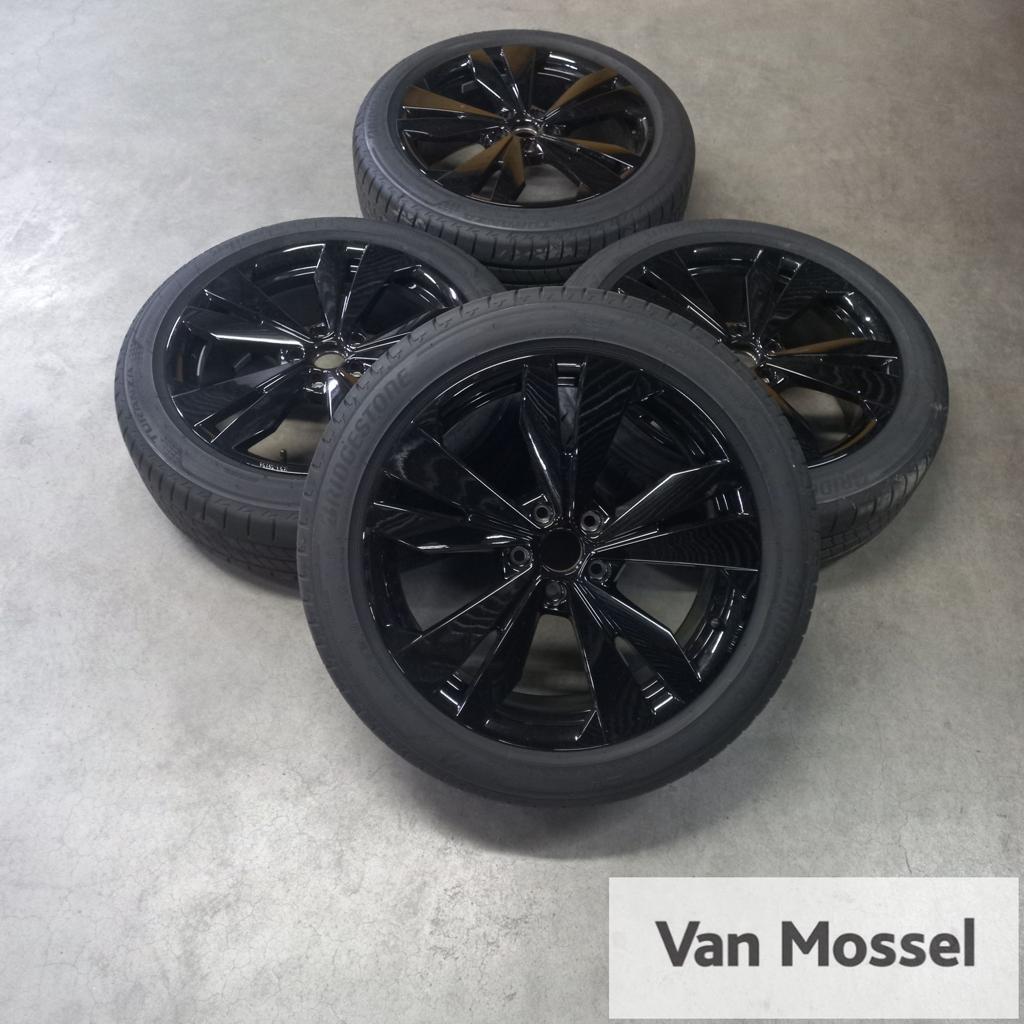 Volkswagen T-Cross Bridgestone Turanza ECO 215/50/R19 93T, Auto-onderdelen, Banden en Velgen, 19 inch, -, -, Banden en Velgen