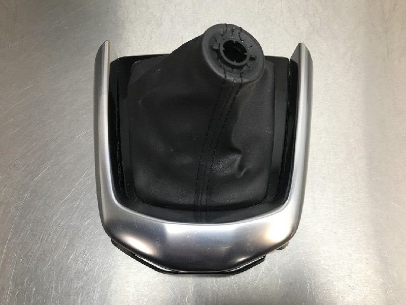 SOUFFLET LEVIER DE VITESSES Mazda 2 (DJ / DL) (|DA6T6534|), Utilisé, Mazda