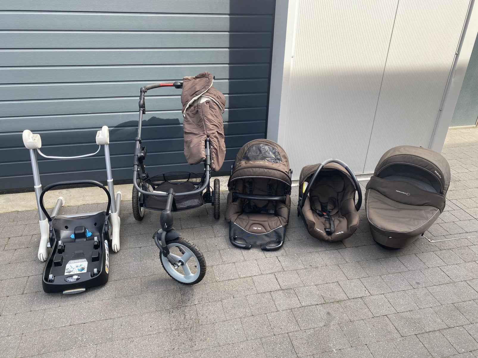Kinderwagen met veel toebehoren merk: bebeconfort, Ophalen, Zo goed als nieuw, Kinderwagen