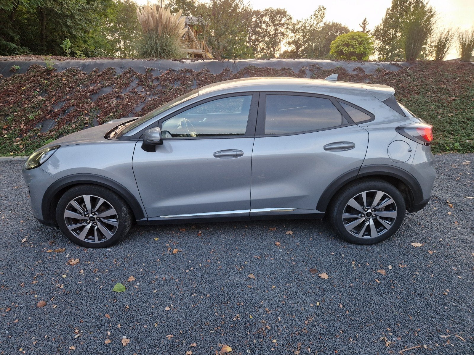Ford Puma 1.0 Hybrid BJ 2021 48000 km avec dommages, Autos, Cuir, Argent ou Gris, Achat, Puma