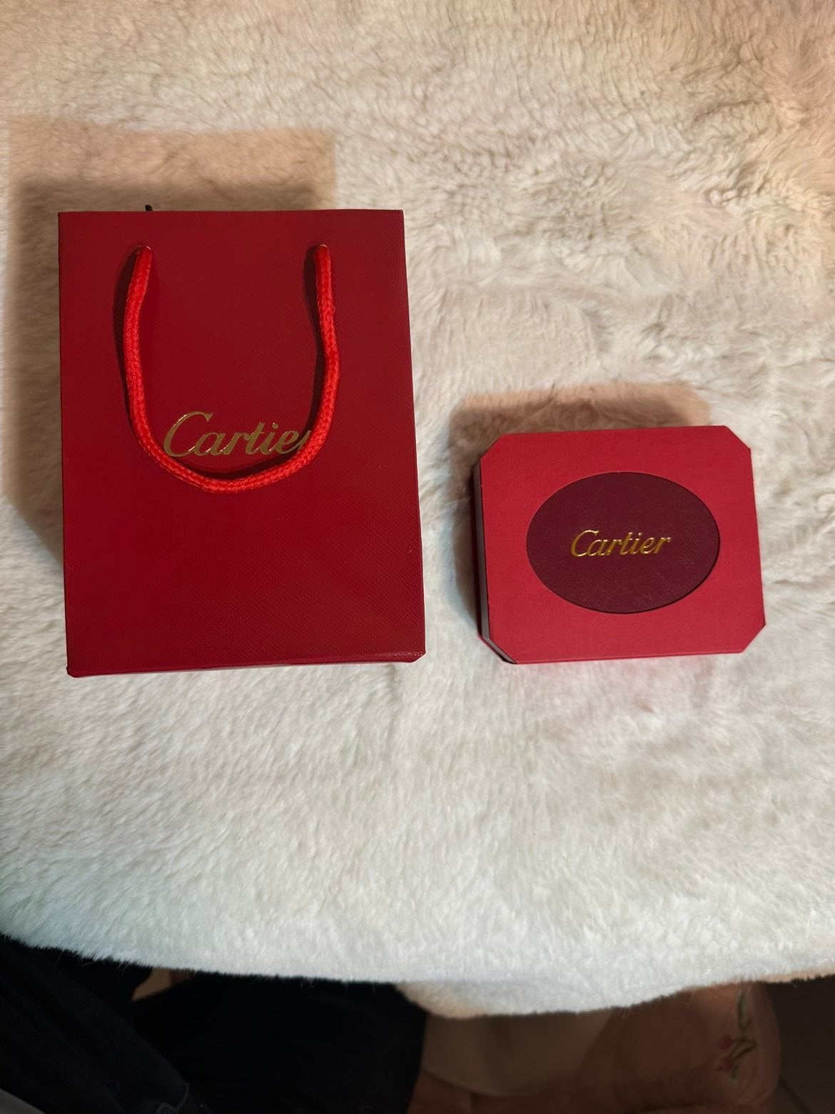 Bracelet Cartier, Enlèvement, Neuf