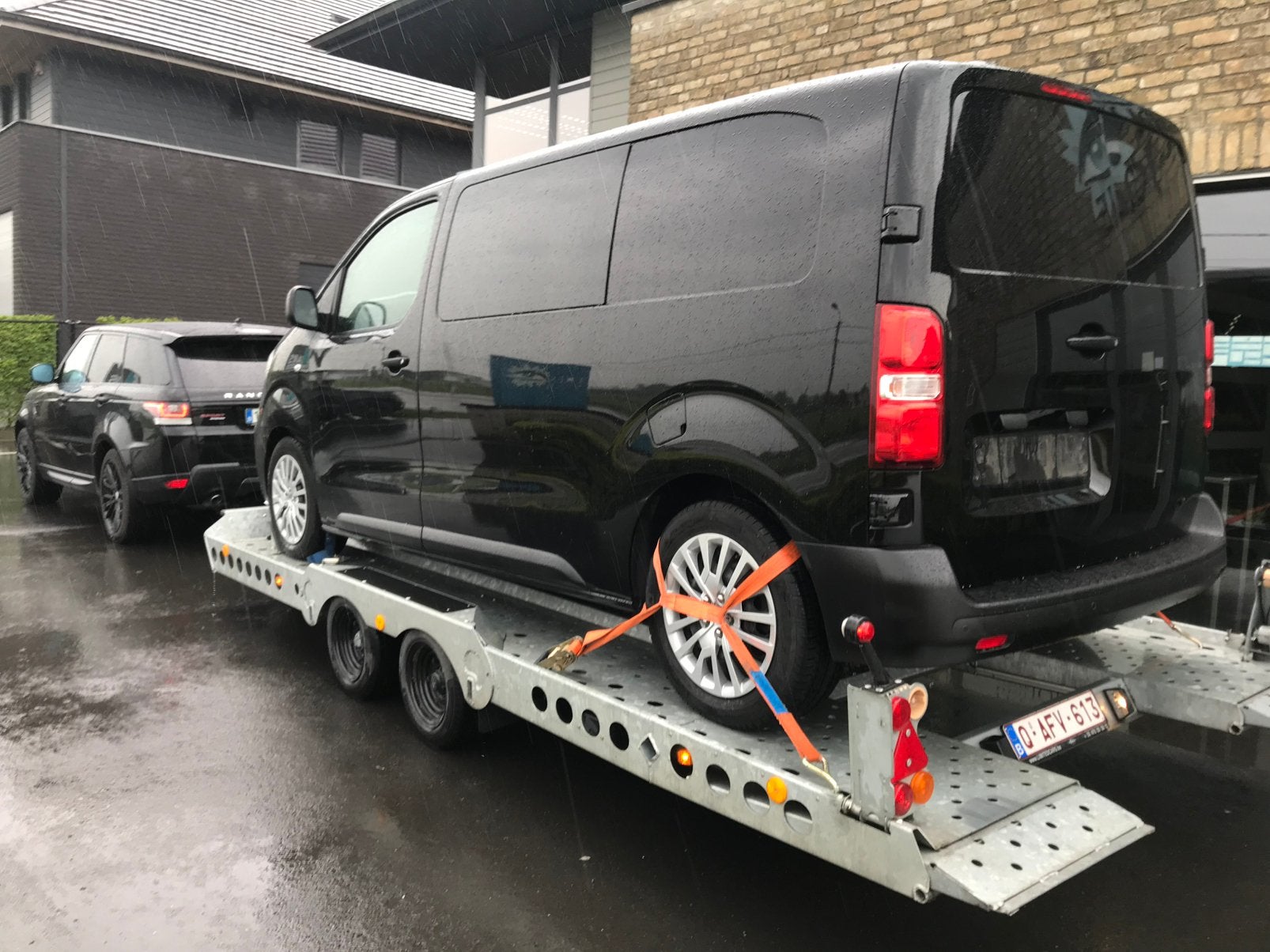 TRANSPORT VERVOER TAKELEN DEPANNAGE VERPLAATSEN AUTO AMBULAN, Bedrijf, Te koop