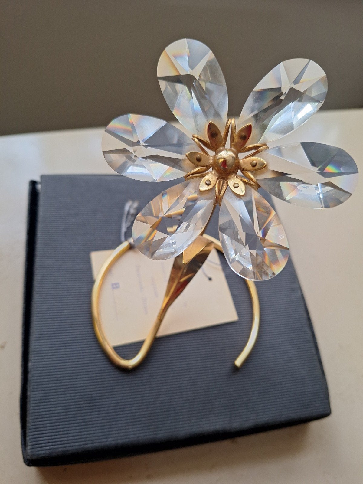 belle fleur Swarovski et plaquer or, Collections, Enlèvement, Comme neuf