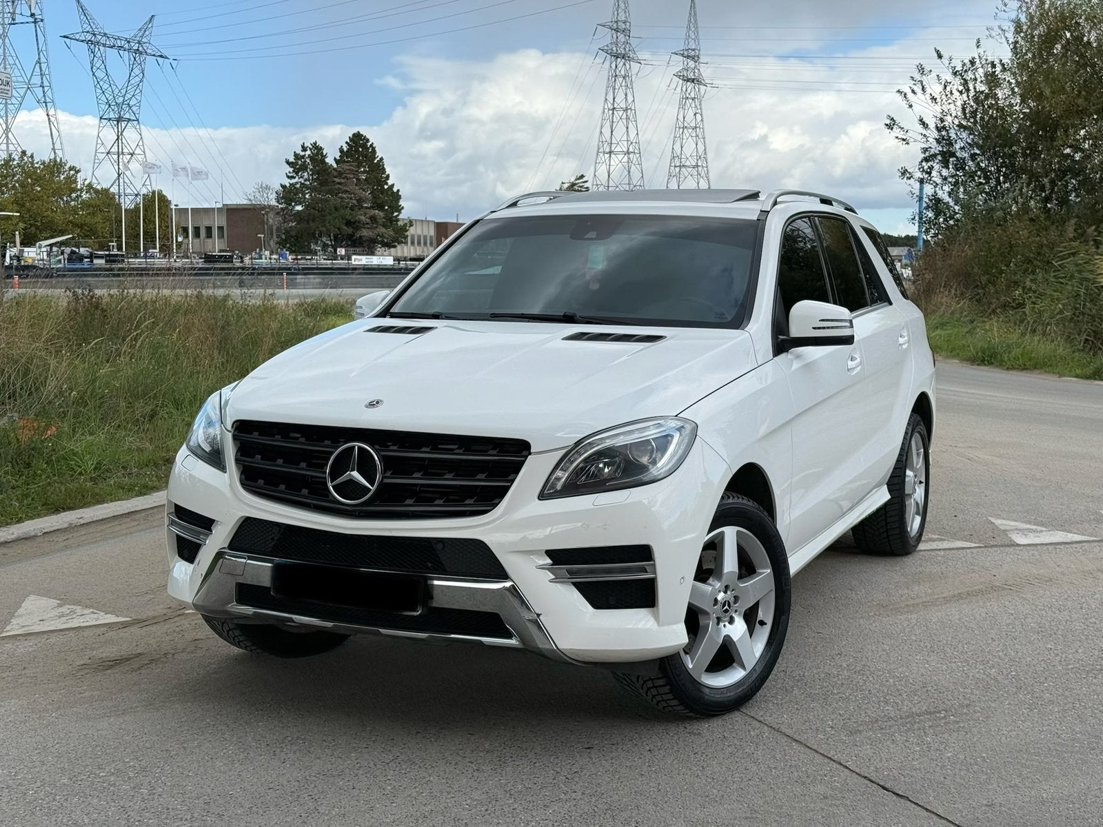 ML 250D 4 matig. AMG pakket, Auto's, Automaat, Alcantara, Wit, Particulier